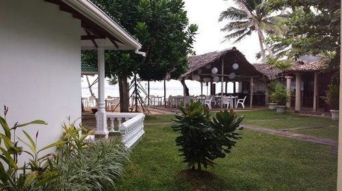Mirissa Bay Resort Exterior photo